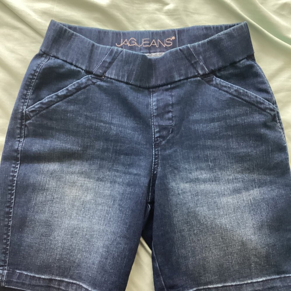 Jag Jeans Stretchy Denim Bermuda Shorts (4)